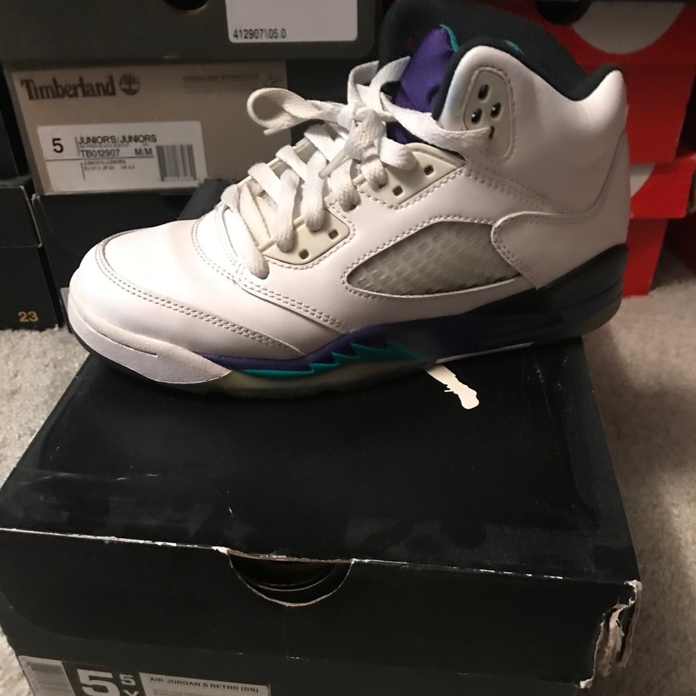 Jordan retro 5 size 5.5Y